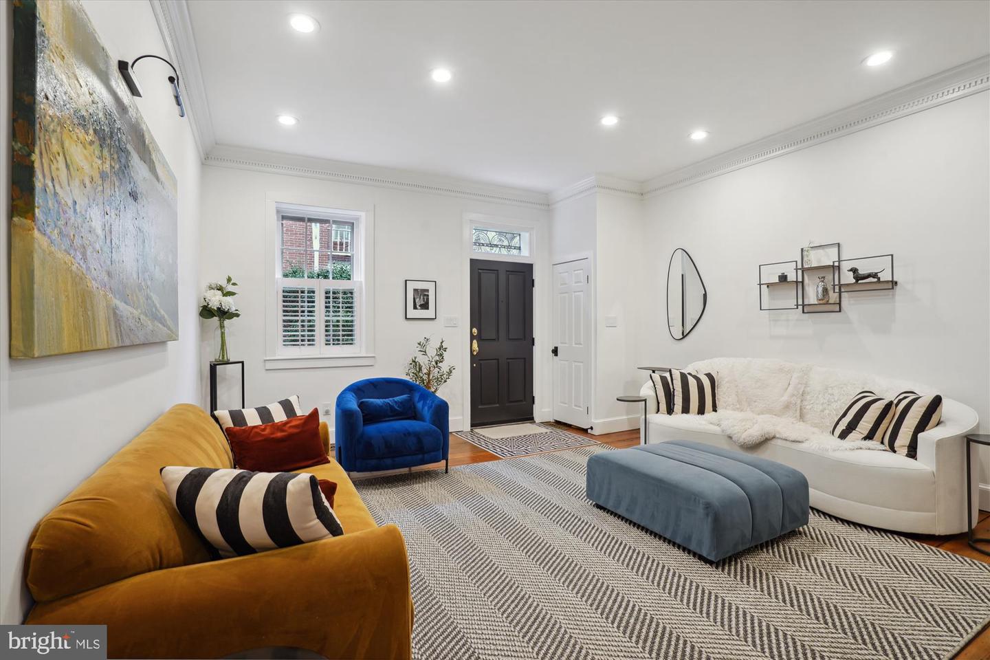 300 S COLUMBUS ST, ALEXANDRIA, Virginia 22314, 3 Bedrooms Bedrooms, 13 Rooms Rooms,3 BathroomsBathrooms,Residential,For sale,300 S COLUMBUS ST,VAAX2045270 MLS # VAAX2045270