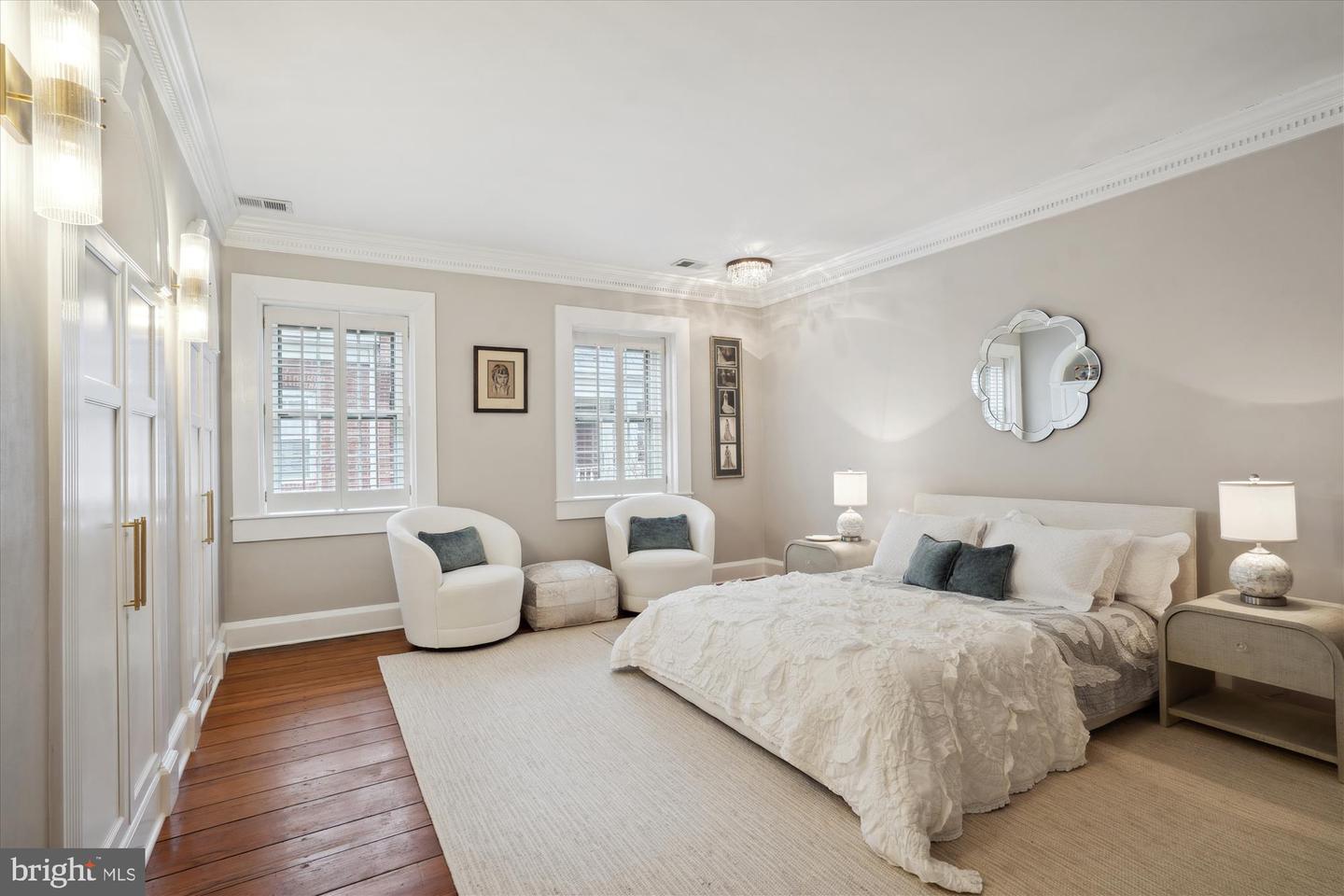 300 S COLUMBUS ST, ALEXANDRIA, Virginia 22314, 3 Bedrooms Bedrooms, 13 Rooms Rooms,3 BathroomsBathrooms,Residential,For sale,300 S COLUMBUS ST,VAAX2045270 MLS # VAAX2045270