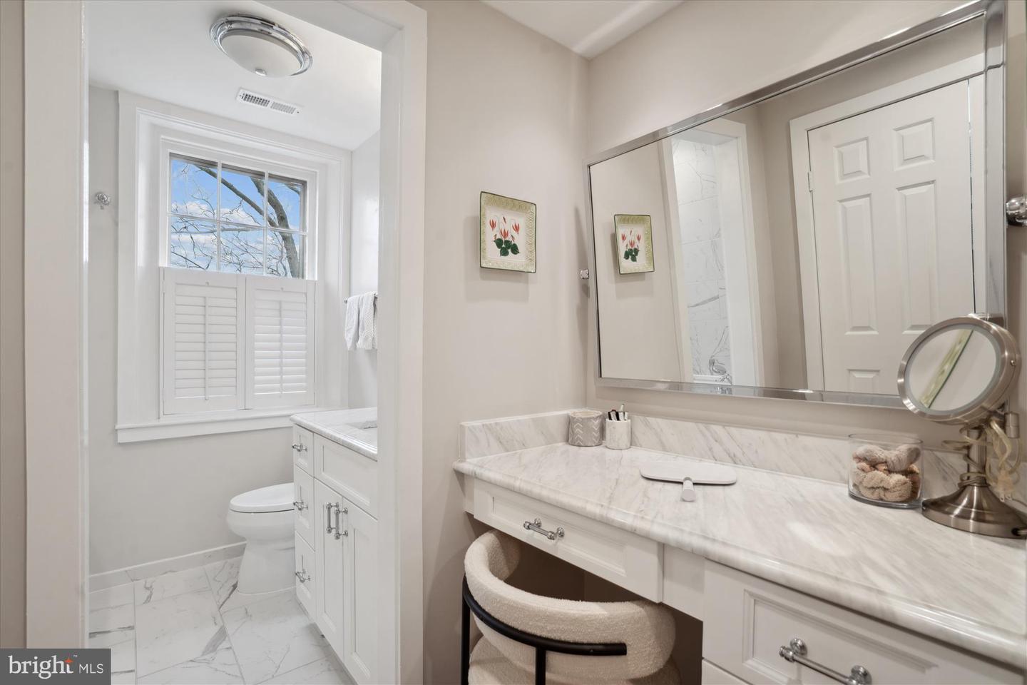 300 S COLUMBUS ST, ALEXANDRIA, Virginia 22314, 3 Bedrooms Bedrooms, 13 Rooms Rooms,3 BathroomsBathrooms,Residential,For sale,300 S COLUMBUS ST,VAAX2045270 MLS # VAAX2045270