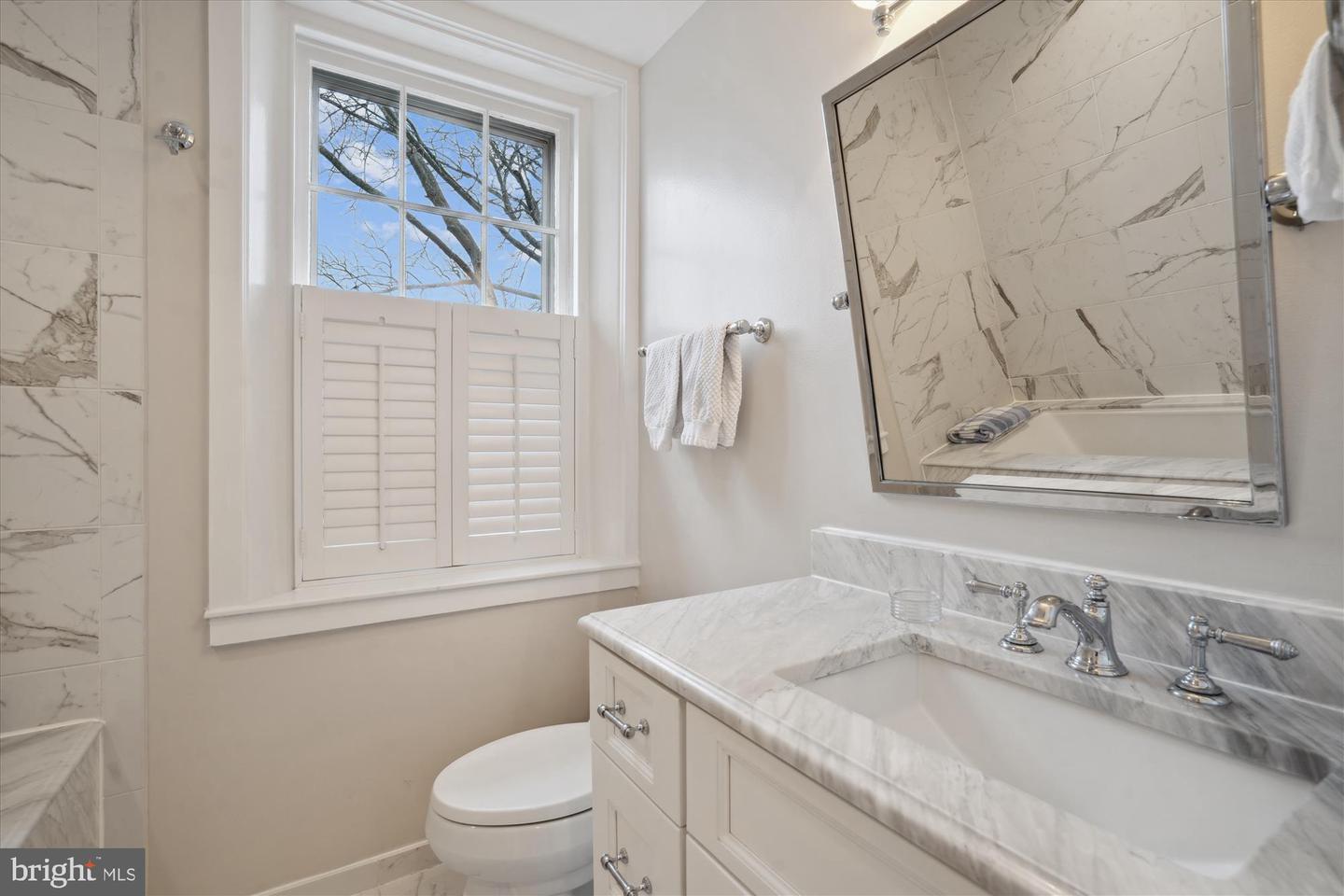 300 S COLUMBUS ST, ALEXANDRIA, Virginia 22314, 3 Bedrooms Bedrooms, 13 Rooms Rooms,3 BathroomsBathrooms,Residential,For sale,300 S COLUMBUS ST,VAAX2045270 MLS # VAAX2045270