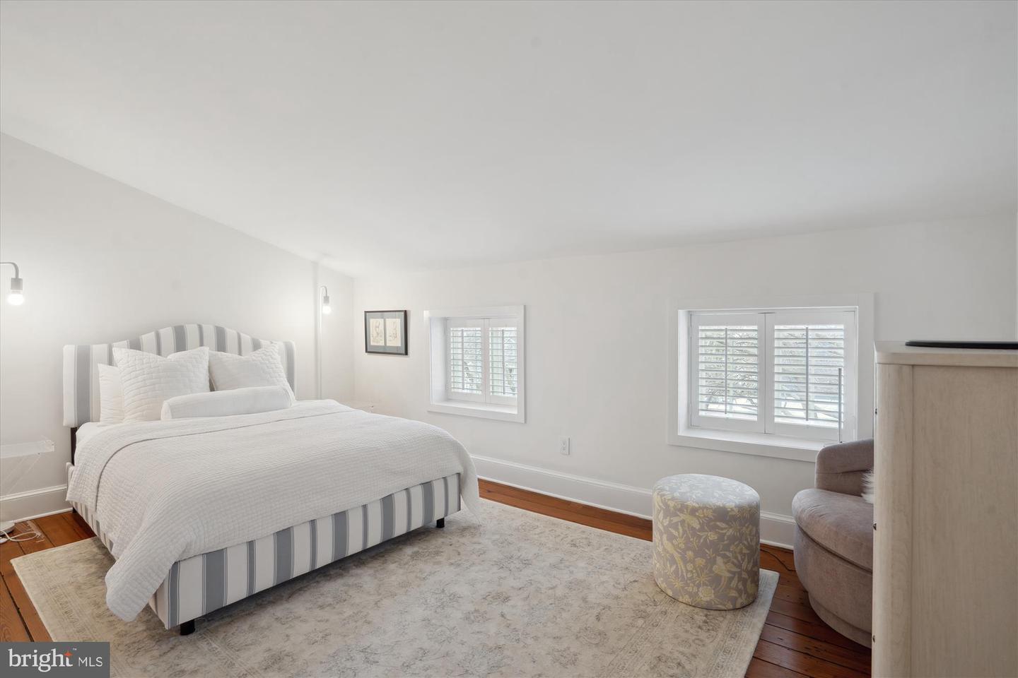 300 S COLUMBUS ST, ALEXANDRIA, Virginia 22314, 3 Bedrooms Bedrooms, 13 Rooms Rooms,3 BathroomsBathrooms,Residential,For sale,300 S COLUMBUS ST,VAAX2045270 MLS # VAAX2045270