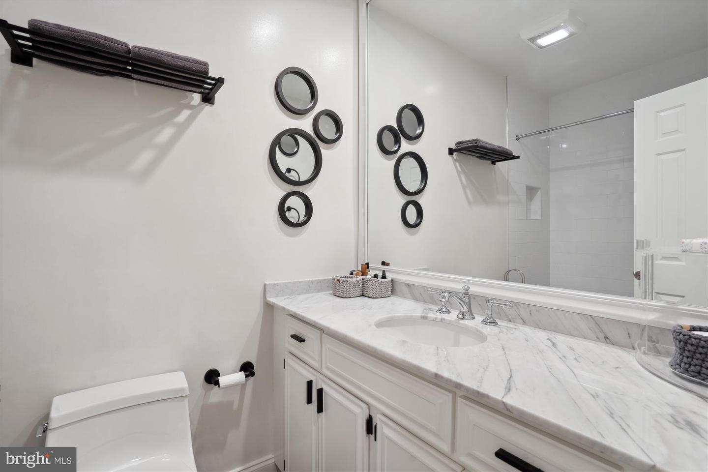 300 S COLUMBUS ST, ALEXANDRIA, Virginia 22314, 3 Bedrooms Bedrooms, 13 Rooms Rooms,3 BathroomsBathrooms,Residential,For sale,300 S COLUMBUS ST,VAAX2045270 MLS # VAAX2045270