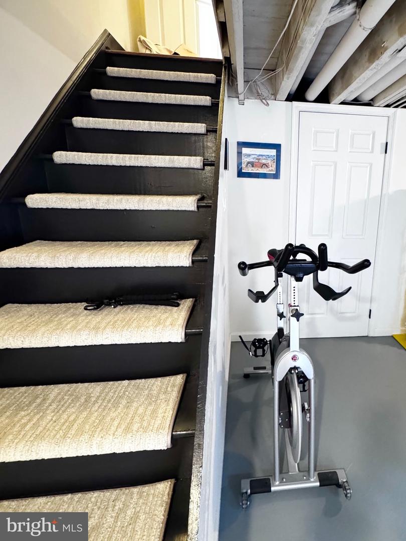 300 S COLUMBUS ST, ALEXANDRIA, Virginia 22314, 3 Bedrooms Bedrooms, 13 Rooms Rooms,3 BathroomsBathrooms,Residential,For sale,300 S COLUMBUS ST,VAAX2045270 MLS # VAAX2045270
