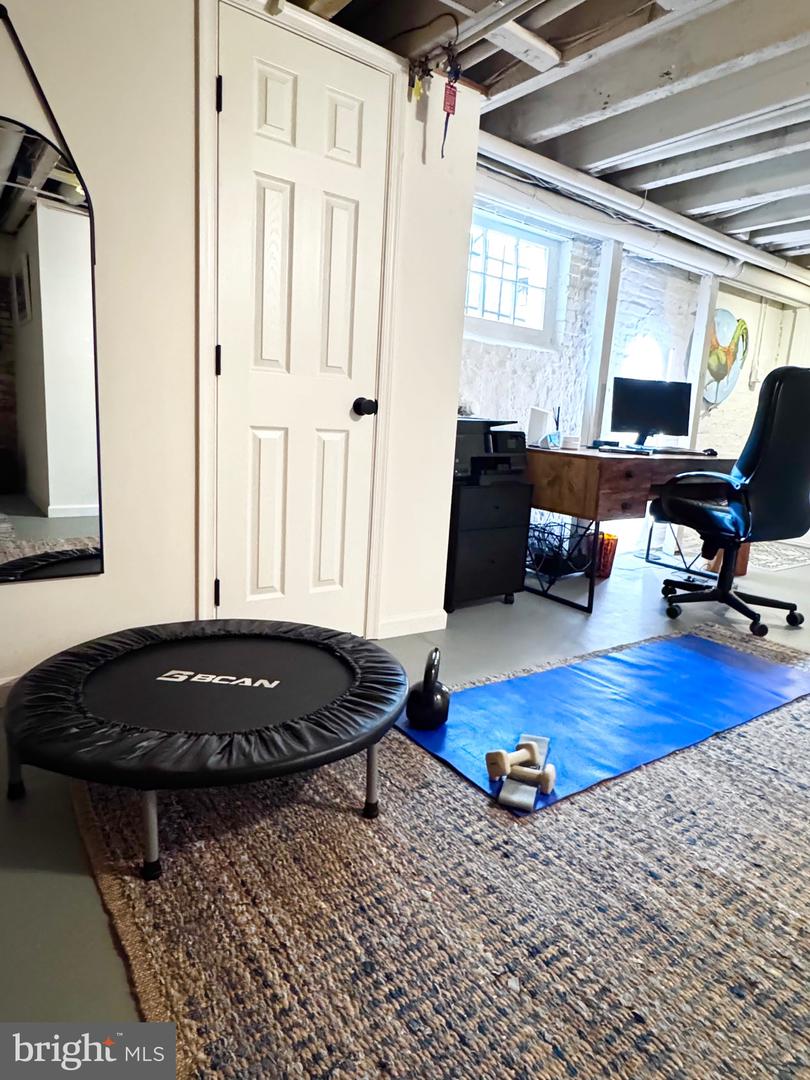 300 S COLUMBUS ST, ALEXANDRIA, Virginia 22314, 3 Bedrooms Bedrooms, 13 Rooms Rooms,3 BathroomsBathrooms,Residential,For sale,300 S COLUMBUS ST,VAAX2045270 MLS # VAAX2045270