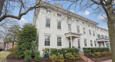 300 S COLUMBUS ST, ALEXANDRIA, Virginia 22314, 3 Bedrooms Bedrooms, 13 Rooms Rooms,3 BathroomsBathrooms,Residential,For sale,300 S COLUMBUS ST,VAAX2045270 MLS # VAAX2045270