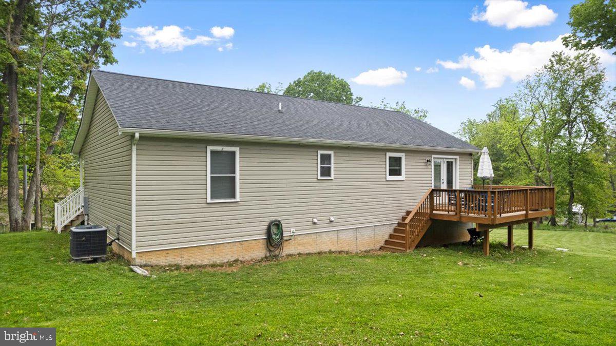 106 SPLIT RAIL RD, FRONT ROYAL, Virginia 22630, 4 Bedrooms Bedrooms, ,3 BathroomsBathrooms,Residential,For sale,106 SPLIT RAIL RD,VAWR2011144 MLS # VAWR2011144