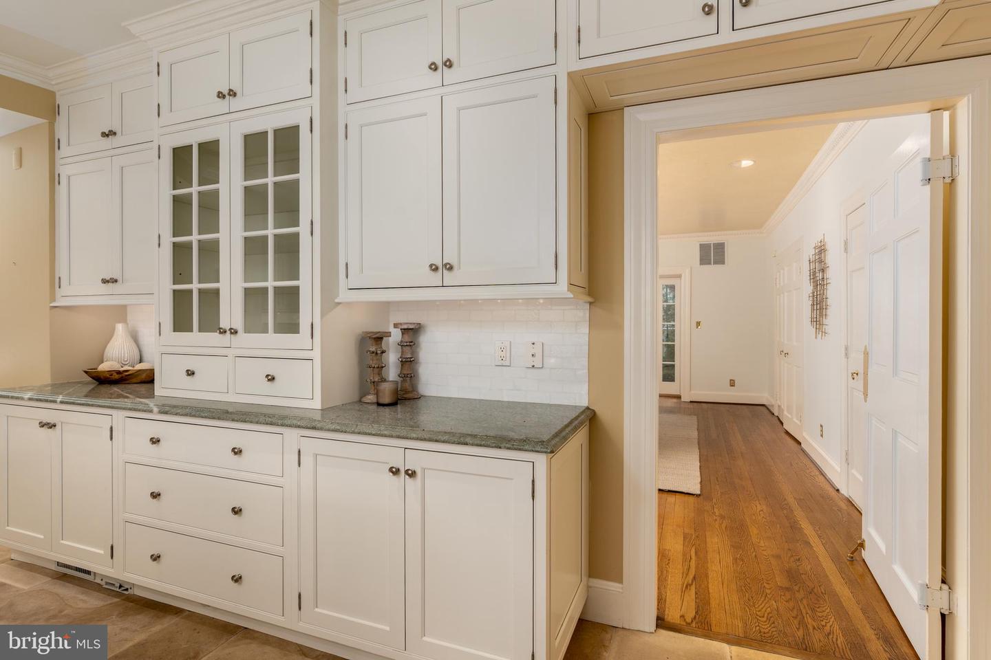 2911 45TH ST NW, WASHINGTON, District Of Columbia 20016, 7 Bedrooms Bedrooms, ,5 BathroomsBathrooms,Residential,For sale,2911 45TH ST NW,DCDC2200394 MLS # DCDC2200394