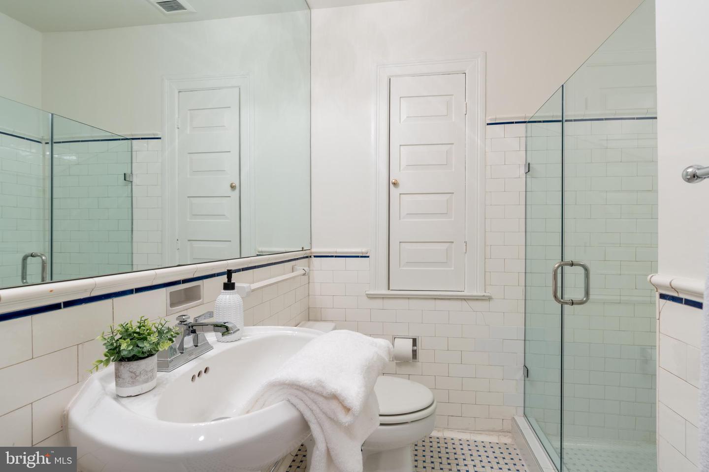 2911 45TH ST NW, WASHINGTON, District Of Columbia 20016, 7 Bedrooms Bedrooms, ,5 BathroomsBathrooms,Residential,For sale,2911 45TH ST NW,DCDC2200394 MLS # DCDC2200394