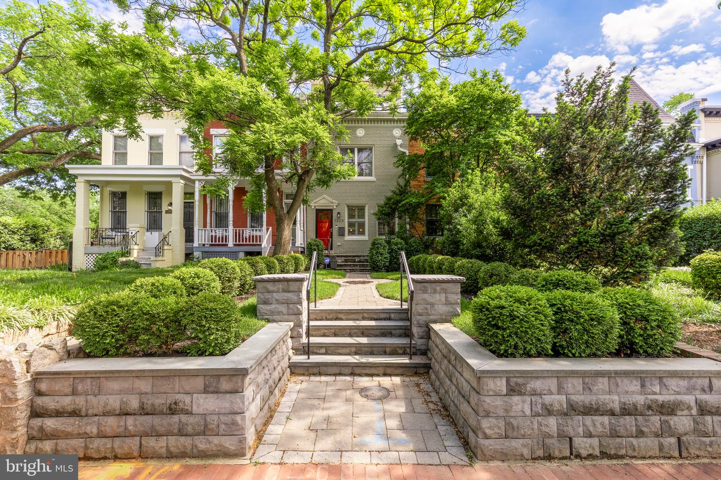 1323 SOUTH CAROLINA AVE SE, WASHINGTON, District Of Columbia 20003, 4 Bedrooms Bedrooms, ,2 BathroomsBathrooms,Residential,For sale,1323 SOUTH CAROLINA AVE SE,DCDC2200398 MLS # DCDC2200398