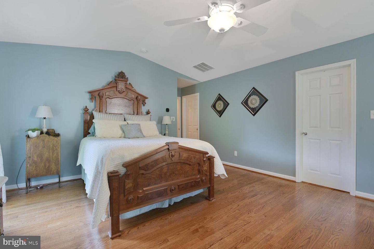 14815 CRANOKE ST, CENTREVILLE, Virginia 20120, 4 Bedrooms Bedrooms, ,3 BathroomsBathrooms,Residential,For sale,14815 CRANOKE ST,VAFX2240636 MLS # VAFX2240636