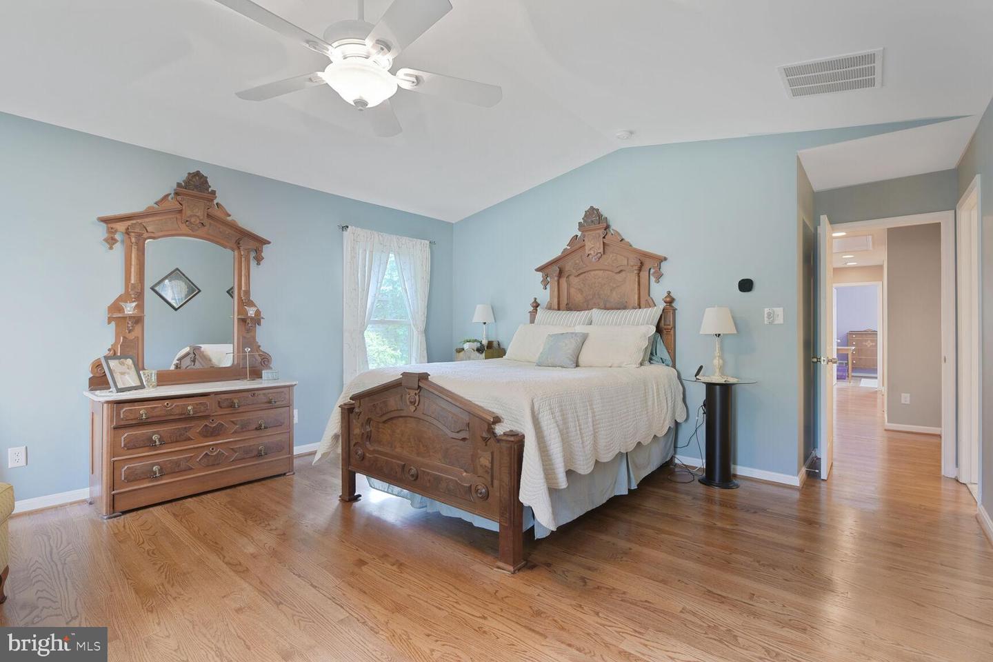 14815 CRANOKE ST, CENTREVILLE, Virginia 20120, 4 Bedrooms Bedrooms, ,3 BathroomsBathrooms,Residential,For sale,14815 CRANOKE ST,VAFX2240636 MLS # VAFX2240636