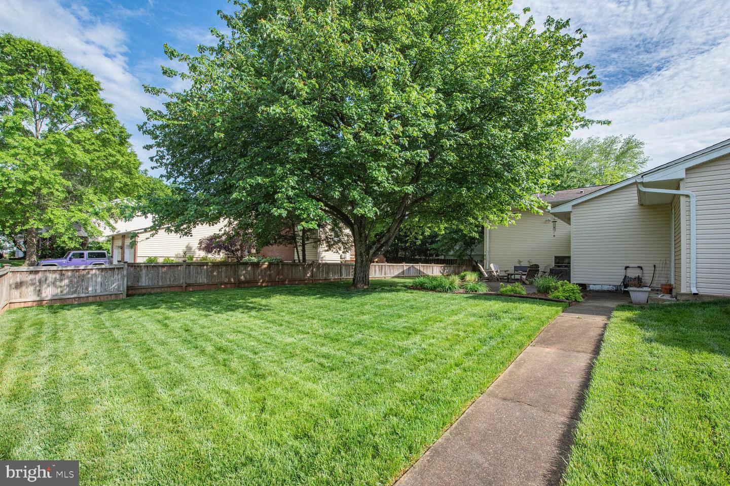 14815 CRANOKE ST, CENTREVILLE, Virginia 20120, 4 Bedrooms Bedrooms, ,3 BathroomsBathrooms,Residential,For sale,14815 CRANOKE ST,VAFX2240636 MLS # VAFX2240636
