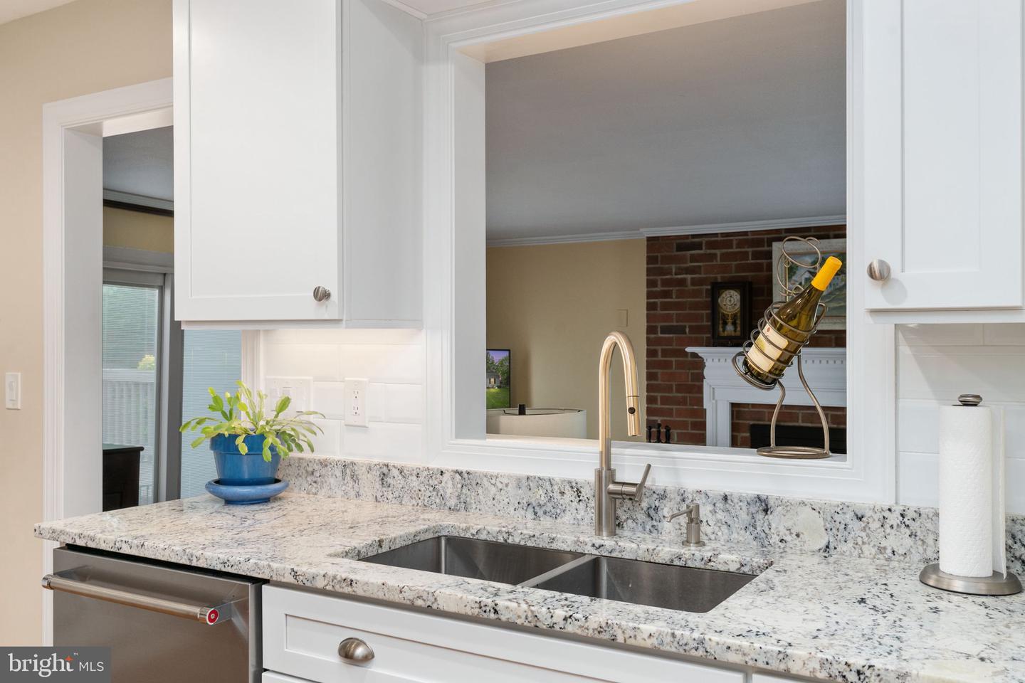 4 HUNTINGTON DR, FREDERICKSBURG, Virginia 22405, 4 Bedrooms Bedrooms, ,2 BathroomsBathrooms,Residential,For sale,4 HUNTINGTON DR,VAST2038796 MLS # VAST2038796