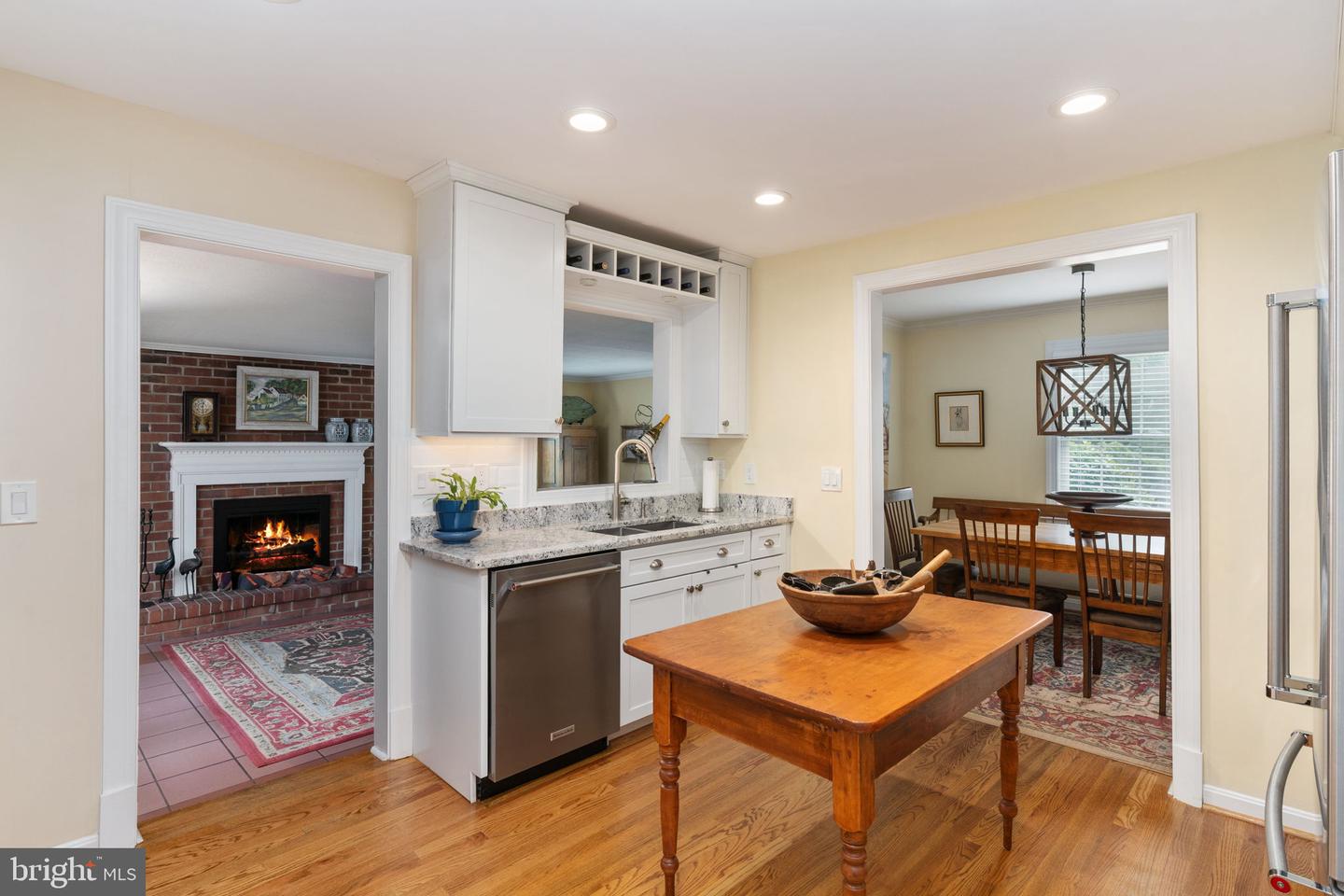 4 HUNTINGTON DR, FREDERICKSBURG, Virginia 22405, 4 Bedrooms Bedrooms, ,2 BathroomsBathrooms,Residential,For sale,4 HUNTINGTON DR,VAST2038796 MLS # VAST2038796