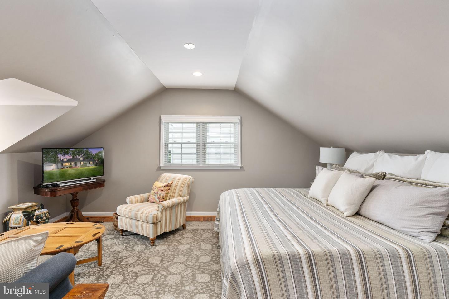 4 HUNTINGTON DR, FREDERICKSBURG, Virginia 22405, 4 Bedrooms Bedrooms, ,2 BathroomsBathrooms,Residential,For sale,4 HUNTINGTON DR,VAST2038796 MLS # VAST2038796