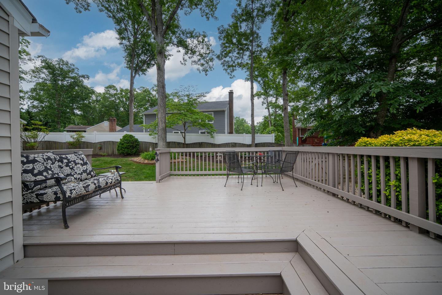 4 HUNTINGTON DR, FREDERICKSBURG, Virginia 22405, 4 Bedrooms Bedrooms, ,2 BathroomsBathrooms,Residential,For sale,4 HUNTINGTON DR,VAST2038796 MLS # VAST2038796
