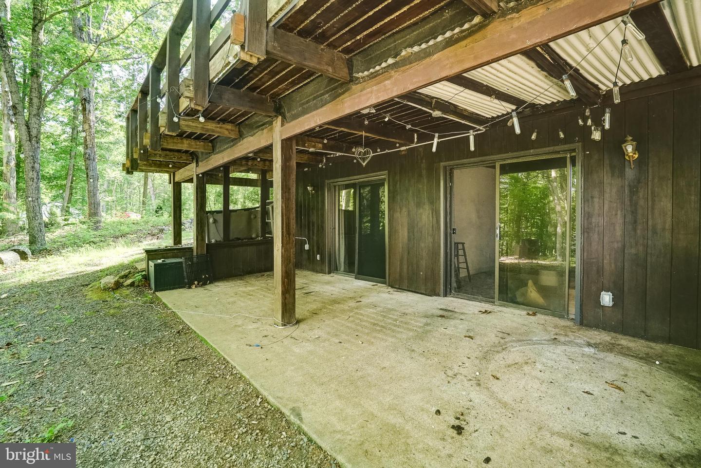 5322 WOODSTONE CT, LOUISA, Virginia 23093, 4 Bedrooms Bedrooms, ,3 BathroomsBathrooms,Residential,For sale,5322 WOODSTONE CT,VAGO2000370 MLS # VAGO2000370