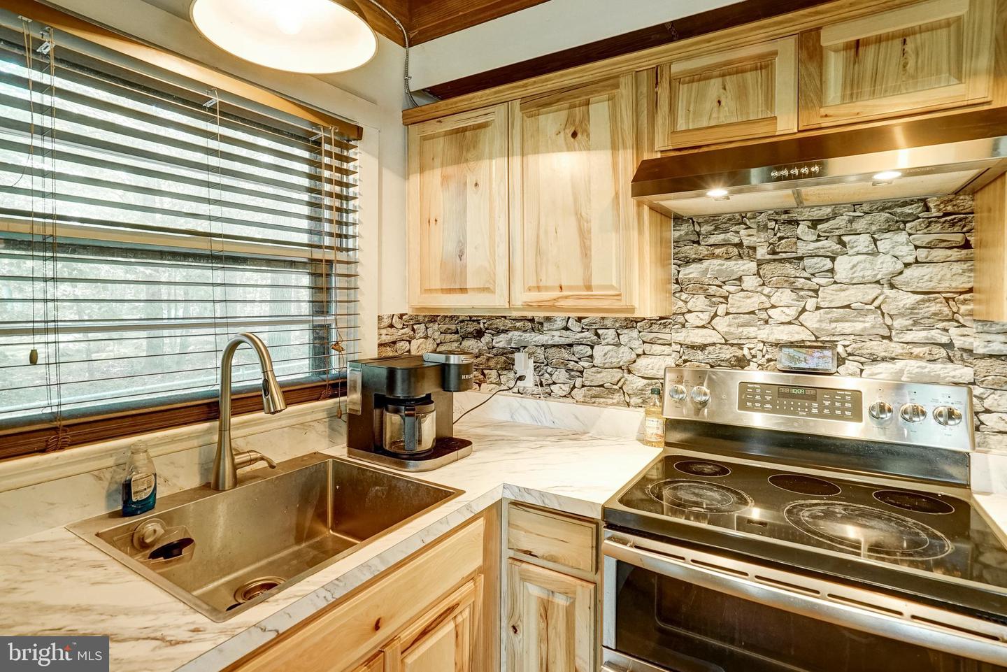5322 WOODSTONE CT, LOUISA, Virginia 23093, 4 Bedrooms Bedrooms, ,3 BathroomsBathrooms,Residential,For sale,5322 WOODSTONE CT,VAGO2000370 MLS # VAGO2000370