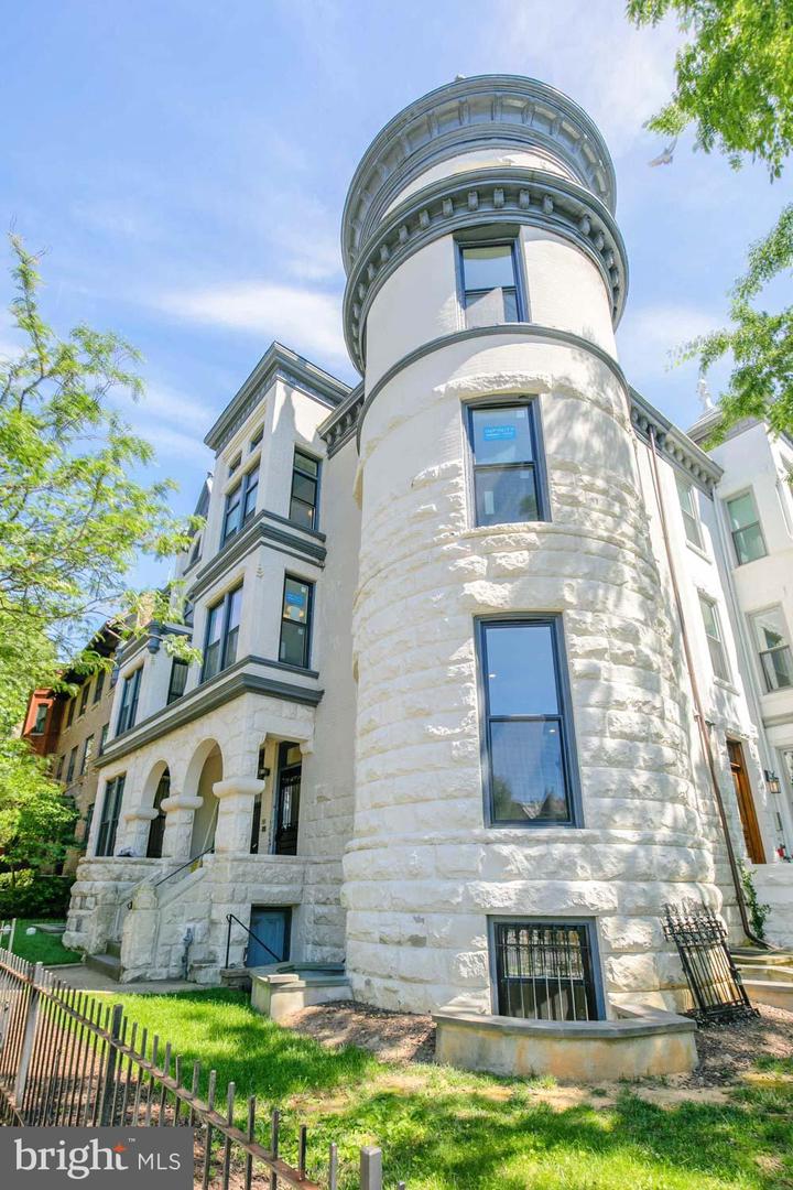 1634 S ST NW #3, WASHINGTON, District Of Columbia 20009, ,1 BathroomBathrooms,Residential,For sale,1634 S ST NW #3,DCDC2200048 MLS # DCDC2200048