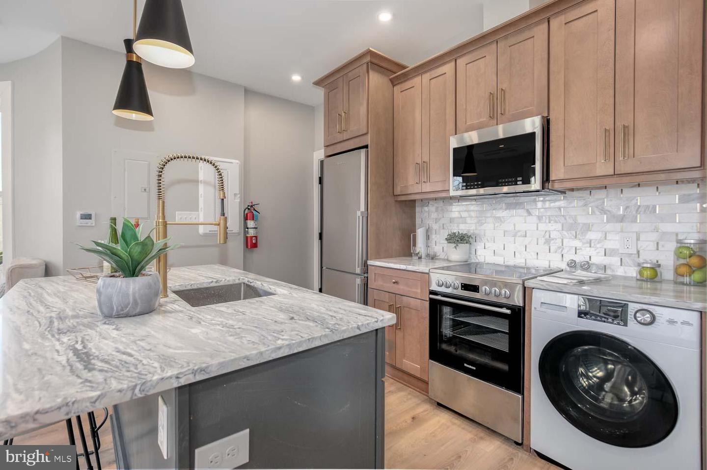 1634 S ST NW #3, WASHINGTON, District Of Columbia 20009, ,1 BathroomBathrooms,Residential,For sale,1634 S ST NW #3,DCDC2200048 MLS # DCDC2200048