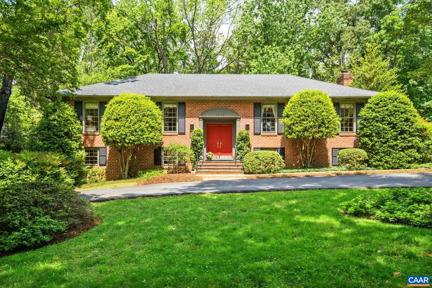 2509 NORTHFIELD RD, CHARLOTTESVILLE, Virginia 22901, 5 Bedrooms Bedrooms, ,3 BathroomsBathrooms,Residential,For sale,2509 NORTHFIELD RD,664446 MLS # 664446