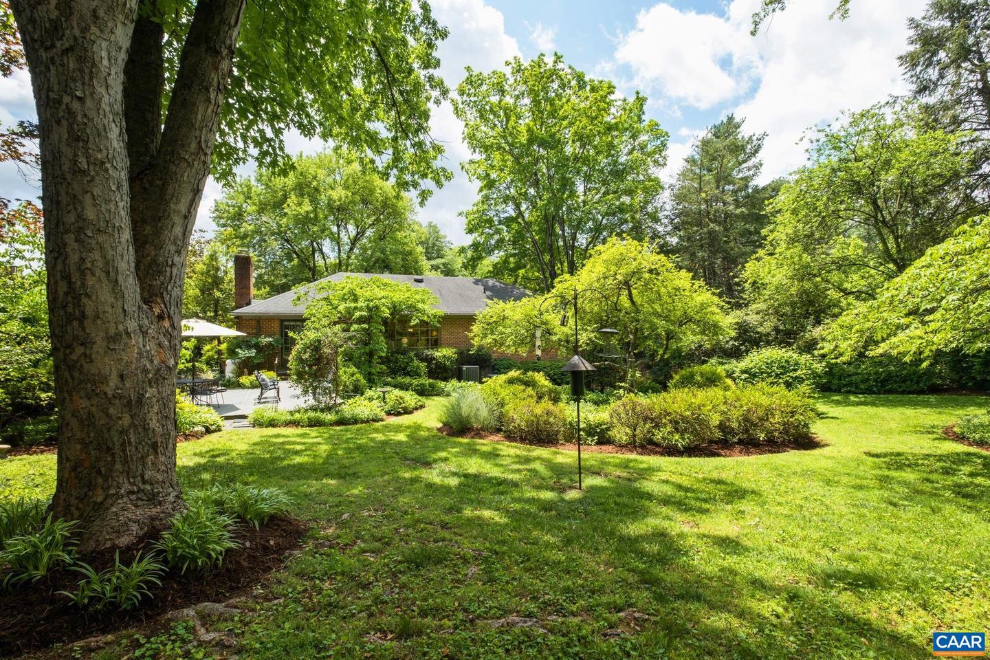 2509 NORTHFIELD RD, CHARLOTTESVILLE, Virginia 22901, 5 Bedrooms Bedrooms, ,3 BathroomsBathrooms,Residential,For sale,2509 NORTHFIELD RD,664446 MLS # 664446