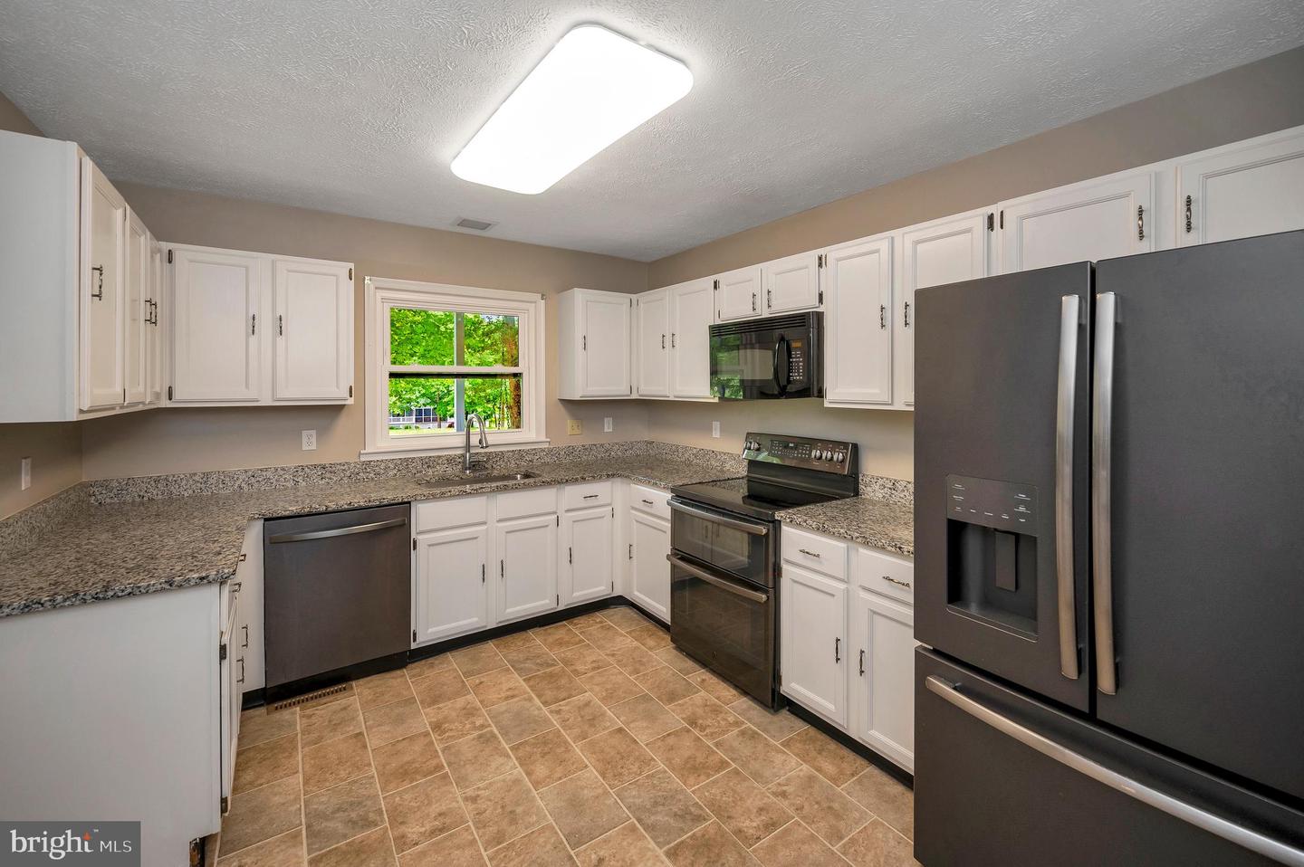 141 EAGLE CT, LOCUST GROVE, Virginia 22508, 3 Bedrooms Bedrooms, ,2 BathroomsBathrooms,Residential,For sale,141 EAGLE CT,VAOR2009682 MLS # VAOR2009682