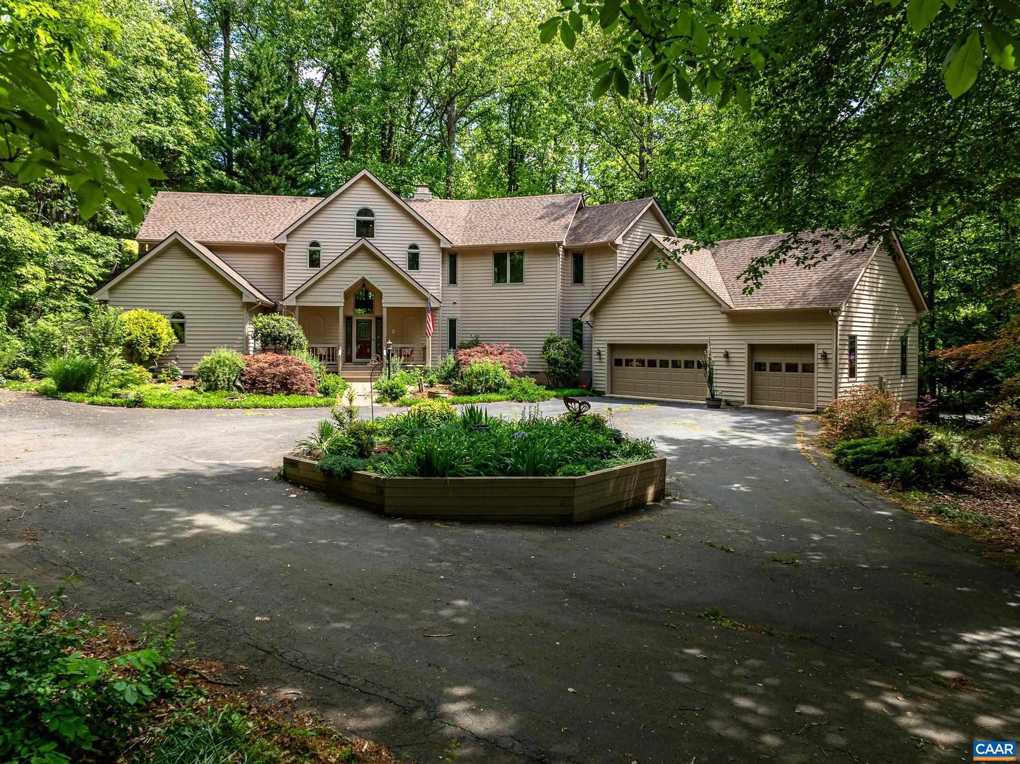 691 STONEY CREEK WEST, NELLYSFORD, Virginia 22958, 4 Bedrooms Bedrooms, ,3 BathroomsBathrooms,Residential,For sale,691 STONEY CREEK WEST,664483 MLS # 664483