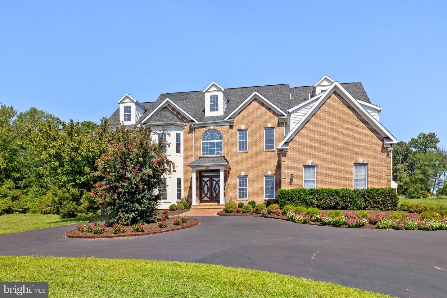 40752 CANONGATE DR, LEESBURG, Virginia 20175, 4 Bedrooms Bedrooms, ,4 BathroomsBathrooms,Residential,For sale,40752 CANONGATE DR,VALO2096384 MLS # VALO2096384