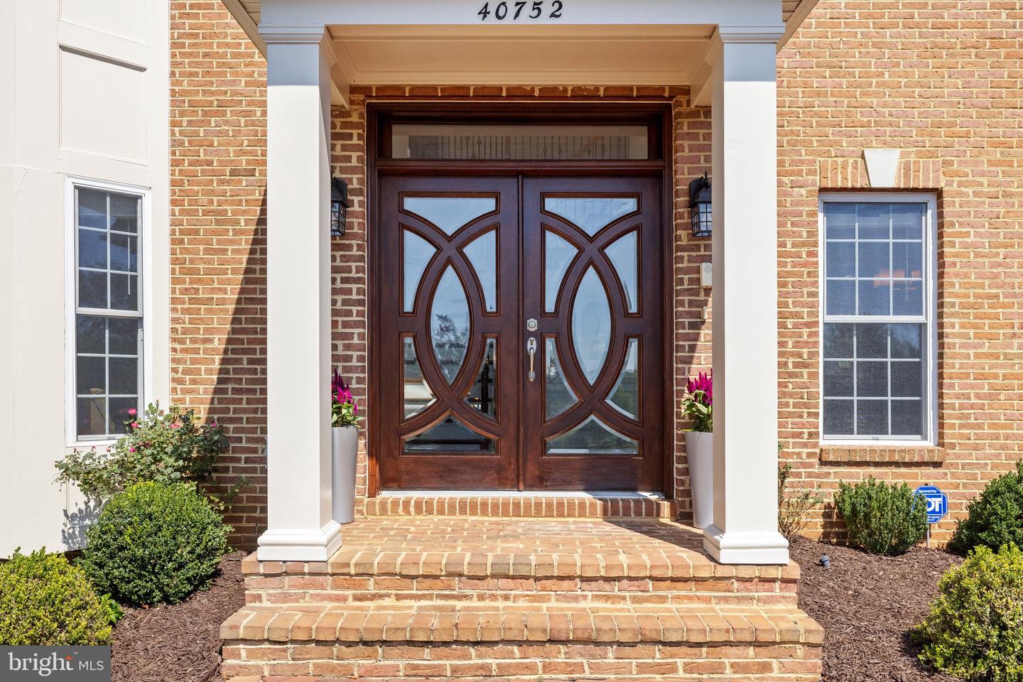 40752 CANONGATE DR, LEESBURG, Virginia 20175, 4 Bedrooms Bedrooms, ,4 BathroomsBathrooms,Residential,For sale,40752 CANONGATE DR,VALO2096384 MLS # VALO2096384
