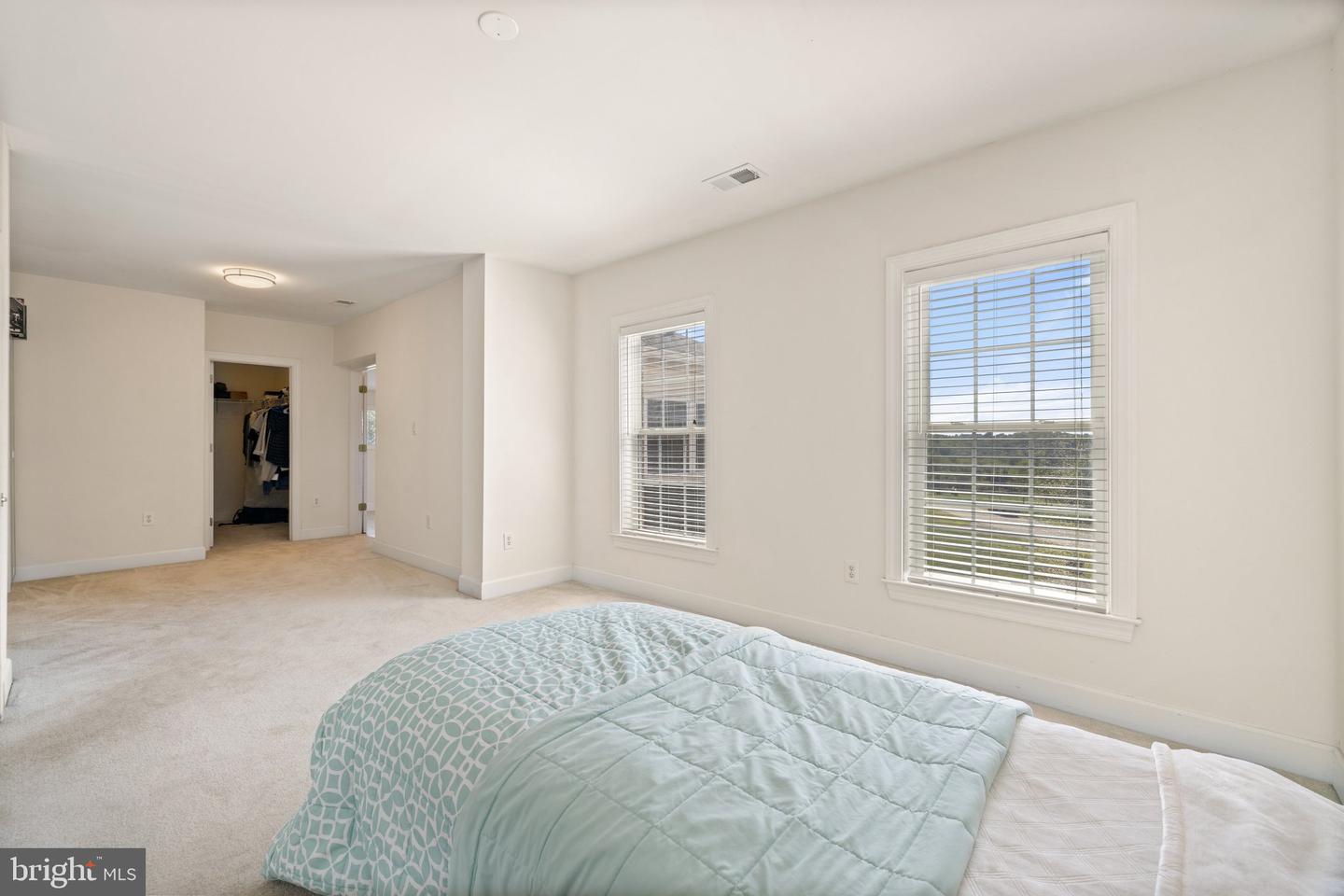 40752 CANONGATE DR, LEESBURG, Virginia 20175, 4 Bedrooms Bedrooms, ,4 BathroomsBathrooms,Residential,For sale,40752 CANONGATE DR,VALO2096384 MLS # VALO2096384