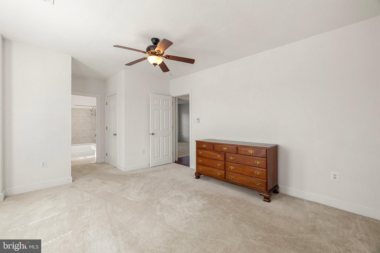 40752 CANONGATE DR, LEESBURG, Virginia 20175, 4 Bedrooms Bedrooms, ,4 BathroomsBathrooms,Residential,For sale,40752 CANONGATE DR,VALO2096384 MLS # VALO2096384