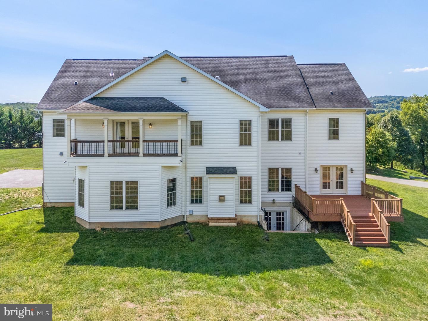 40752 CANONGATE DR, LEESBURG, Virginia 20175, 4 Bedrooms Bedrooms, ,4 BathroomsBathrooms,Residential,For sale,40752 CANONGATE DR,VALO2096384 MLS # VALO2096384