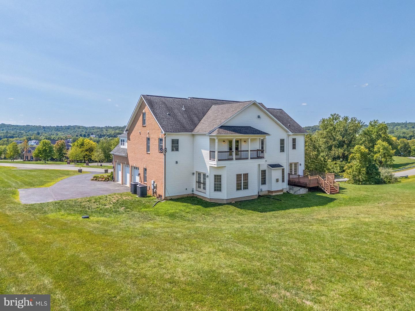 40752 CANONGATE DR, LEESBURG, Virginia 20175, 4 Bedrooms Bedrooms, ,4 BathroomsBathrooms,Residential,For sale,40752 CANONGATE DR,VALO2096384 MLS # VALO2096384