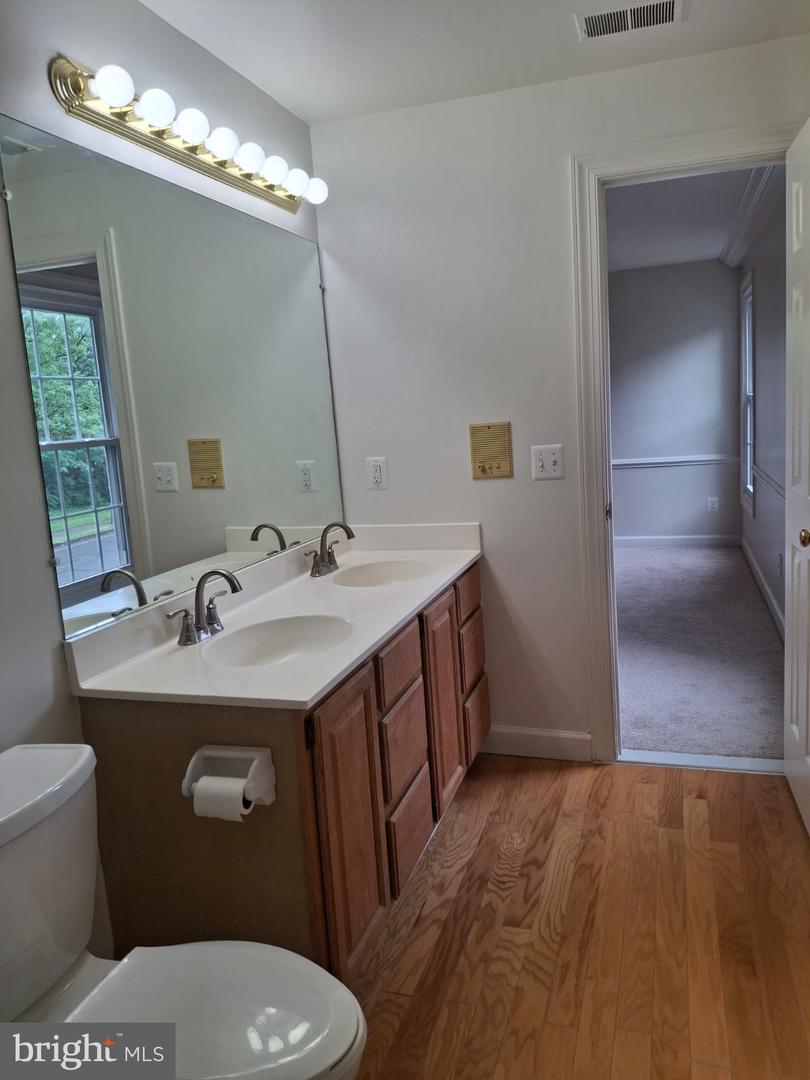 11021 FOLKSIE CT, MANASSAS, Virginia 20109, 2 Bedrooms Bedrooms, ,2 BathroomsBathrooms,Residential,For sale,11021 FOLKSIE CT,VAPW2094634 MLS # VAPW2094634