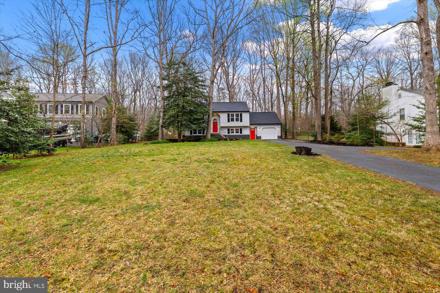12707 PICKETT CT, SPOTSYLVANIA, Virginia 22551, 3 Bedrooms Bedrooms, ,2 BathroomsBathrooms,Residential,For sale,12707 PICKETT CT,VASP2033132 MLS # VASP2033132