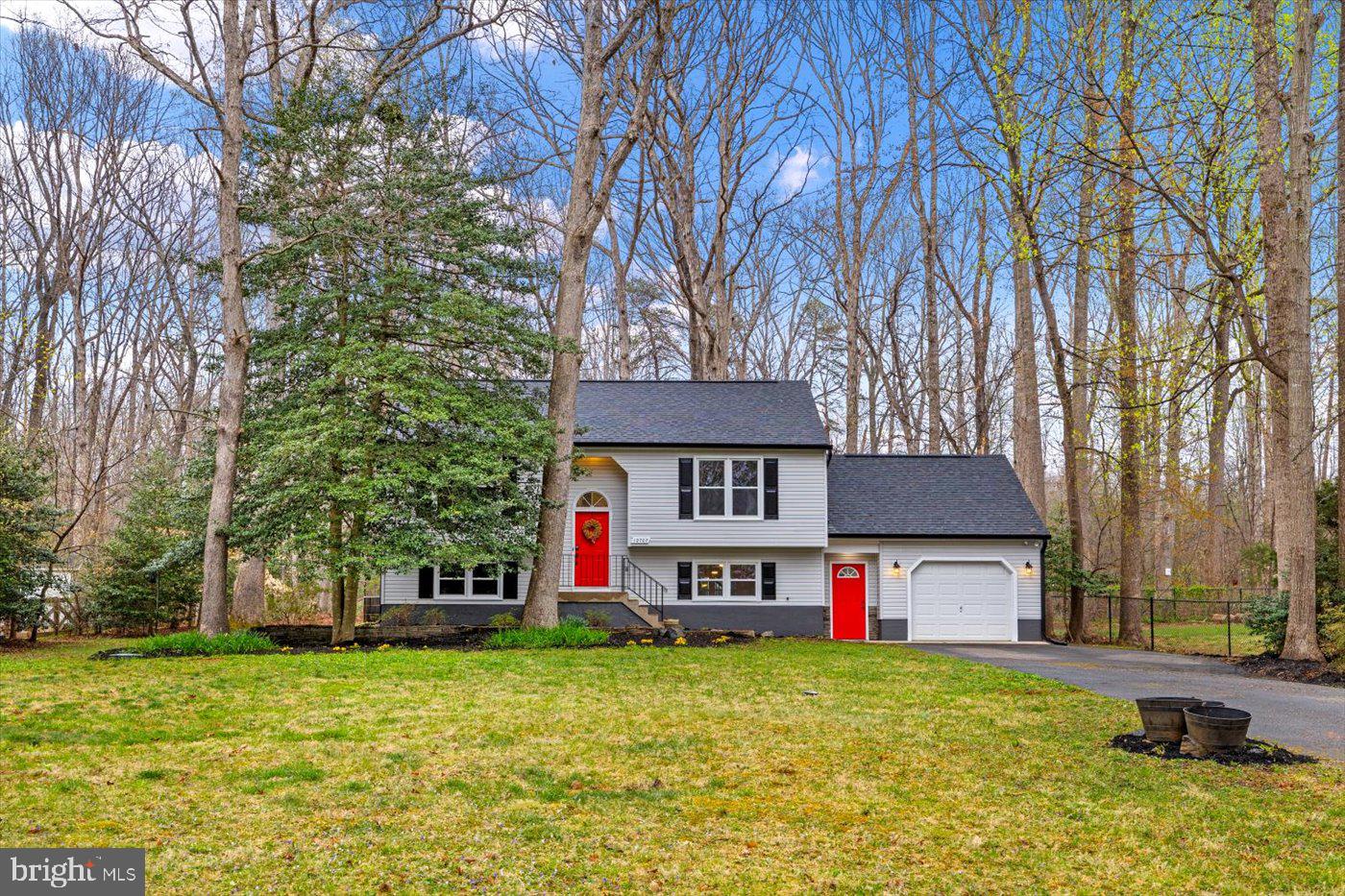12707 PICKETT CT, SPOTSYLVANIA, Virginia 22551, 3 Bedrooms Bedrooms, ,2 BathroomsBathrooms,Residential,For sale,12707 PICKETT CT,VASP2033132 MLS # VASP2033132