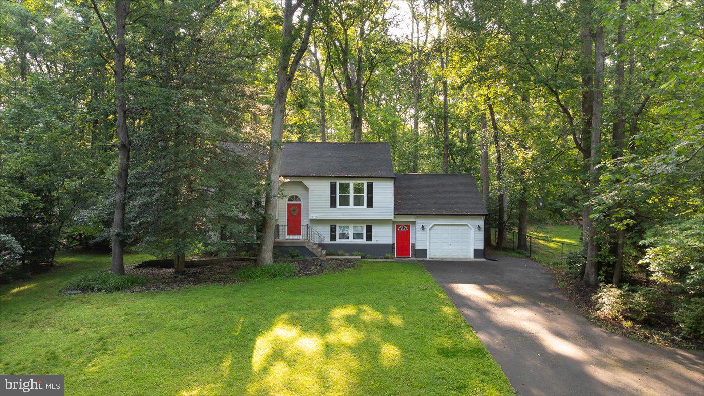 12707 PICKETT CT, SPOTSYLVANIA, Virginia 22551, 3 Bedrooms Bedrooms, ,2 BathroomsBathrooms,Residential,For sale,12707 PICKETT CT,VASP2033132 MLS # VASP2033132