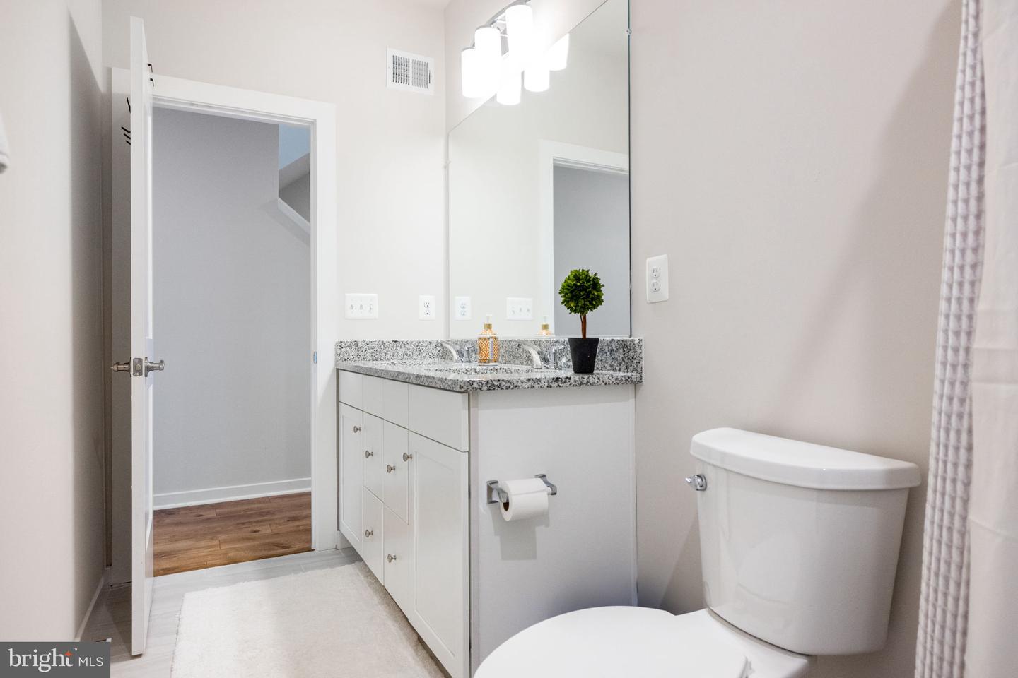 44505 WOLFHOUND SQ, ASHBURN, Virginia 20147, 3 Bedrooms Bedrooms, ,2 BathroomsBathrooms,Residential,For sale,44505 WOLFHOUND SQ,VALO2096470 MLS # VALO2096470