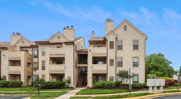 6902-K MARY CAROLINE CIR #6902K, ALEXANDRIA, Virginia 22310, 2 Bedrooms Bedrooms, ,2 BathroomsBathrooms,Residential,For sale,6902-K MARY CAROLINE CIR #6902K,VAFX2240936 MLS # VAFX2240936