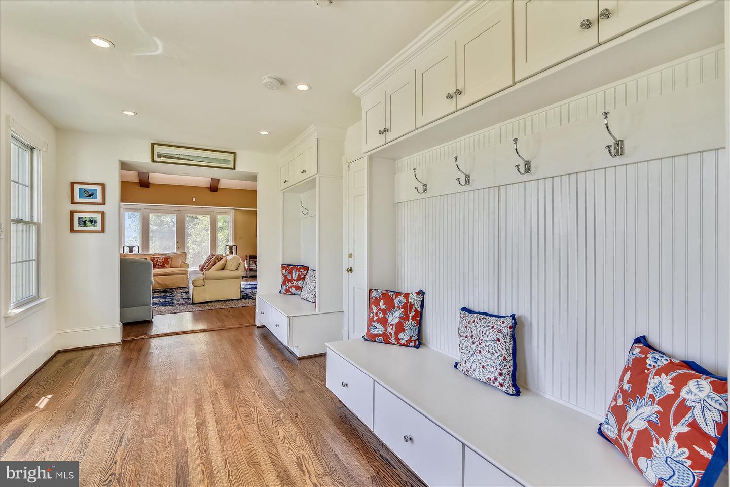 6437 BLANTYRE, WARRENTON, Virginia 20187, 5 Bedrooms Bedrooms, ,4 BathroomsBathrooms,Residential,For sale,6437 BLANTYRE,VAFQ2016634 MLS # VAFQ2016634