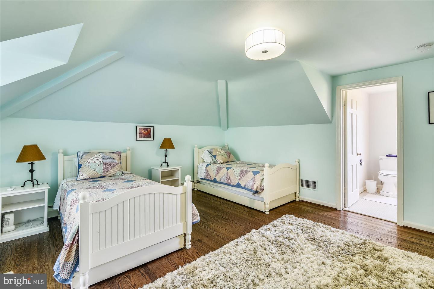 6437 BLANTYRE, WARRENTON, Virginia 20187, 5 Bedrooms Bedrooms, ,4 BathroomsBathrooms,Residential,For sale,6437 BLANTYRE,VAFQ2016634 MLS # VAFQ2016634