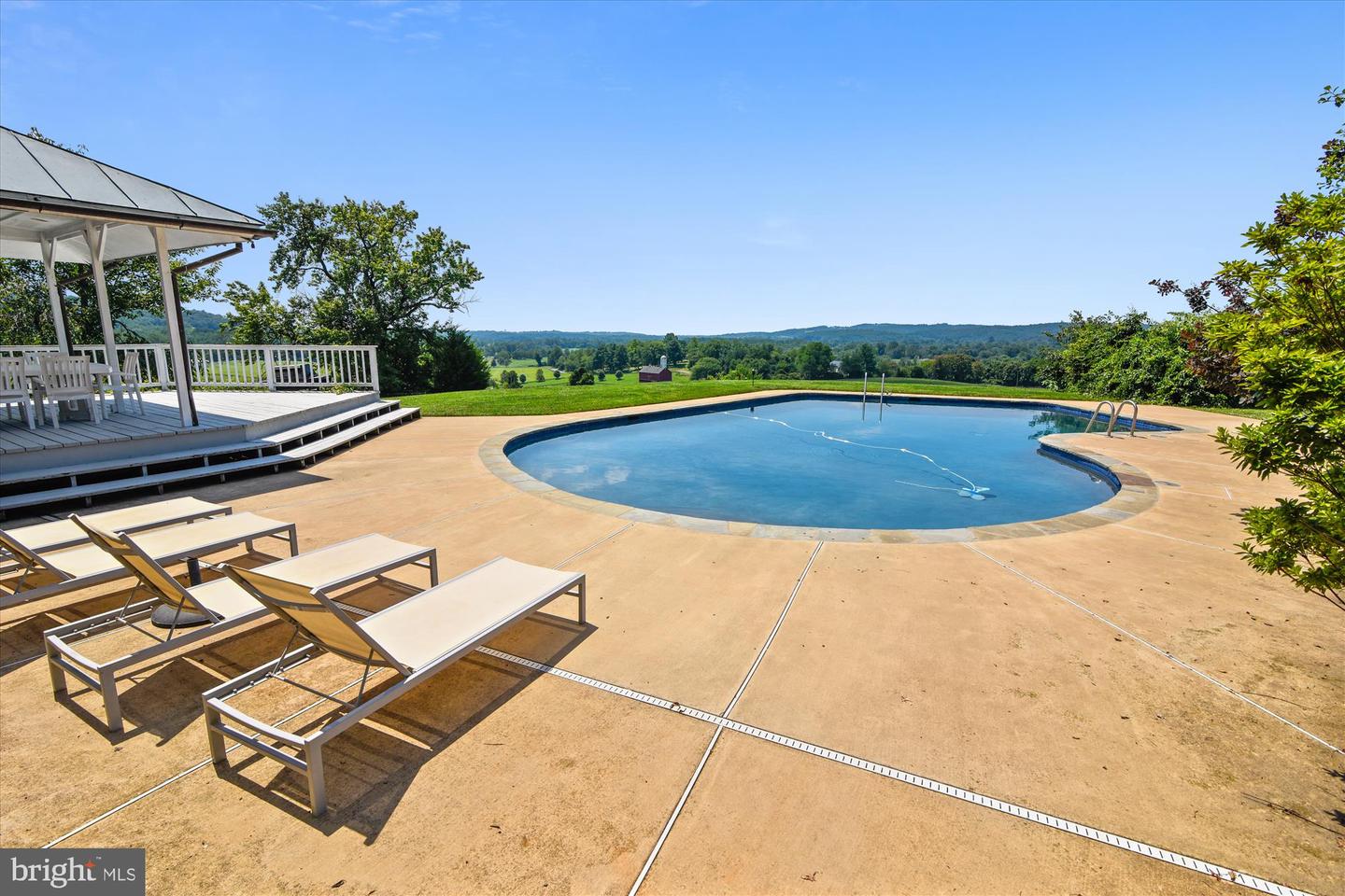 6437 BLANTYRE, WARRENTON, Virginia 20187, 5 Bedrooms Bedrooms, ,4 BathroomsBathrooms,Residential,For sale,6437 BLANTYRE,VAFQ2016634 MLS # VAFQ2016634