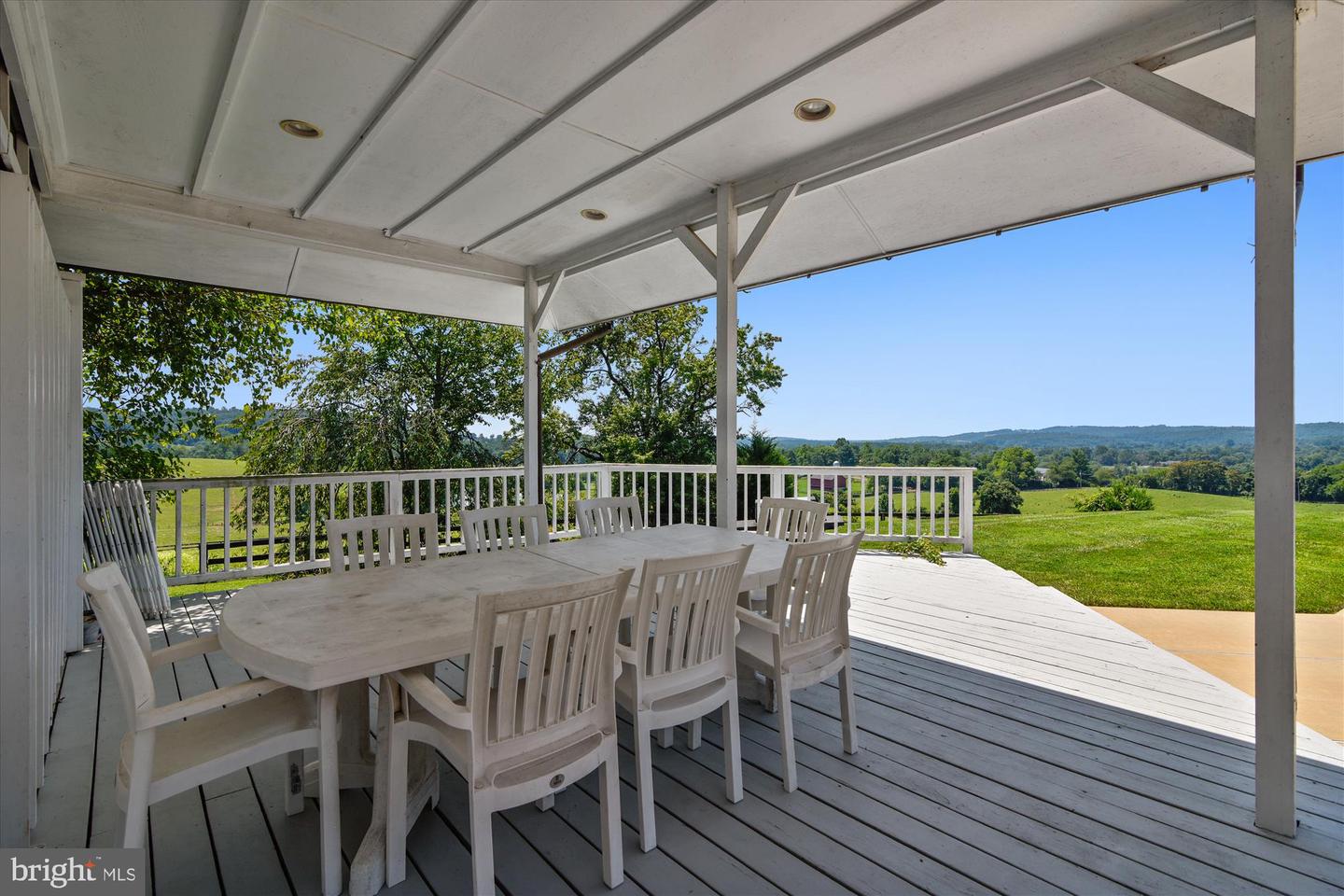 6437 BLANTYRE, WARRENTON, Virginia 20187, 5 Bedrooms Bedrooms, ,4 BathroomsBathrooms,Residential,For sale,6437 BLANTYRE,VAFQ2016634 MLS # VAFQ2016634