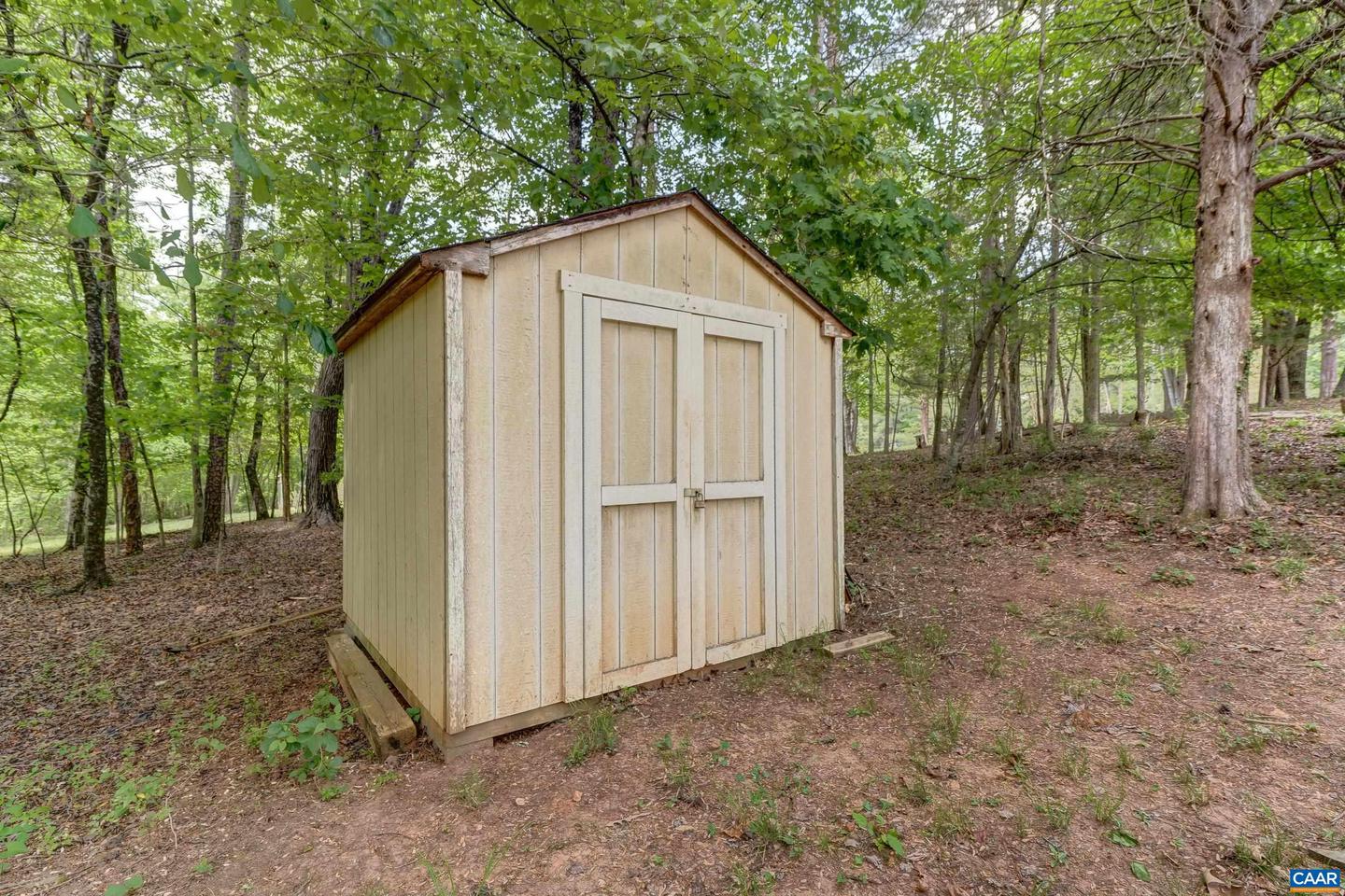 3665 COUNTRY LN, CHARLOTTESVILLE, Virginia 22901, 3 Bedrooms Bedrooms, ,2 BathroomsBathrooms,Residential,For sale,3665 COUNTRY LN,664506 MLS # 664506