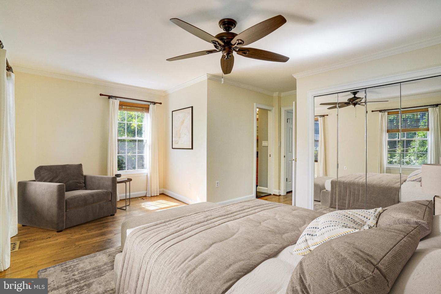 101 ROBERTS LN, ALEXANDRIA, Virginia 22314, 3 Bedrooms Bedrooms, ,2 BathroomsBathrooms,Residential,For sale,101 ROBERTS LN,VAAX2045346 MLS # VAAX2045346