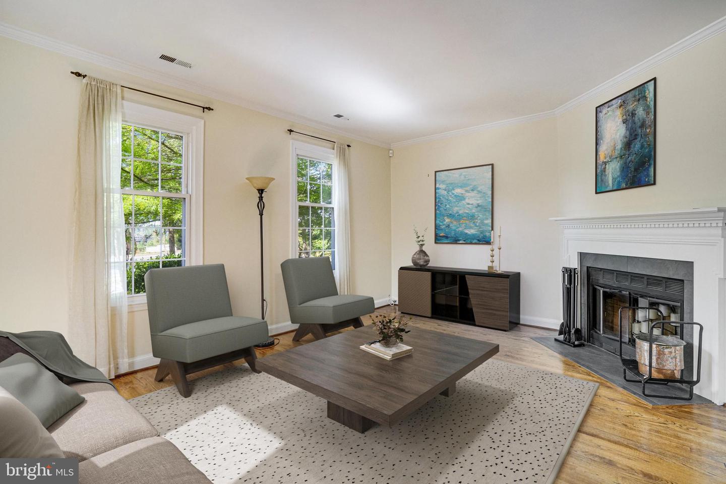 101 ROBERTS LN, ALEXANDRIA, Virginia 22314, 3 Bedrooms Bedrooms, ,2 BathroomsBathrooms,Residential,For sale,101 ROBERTS LN,VAAX2045346 MLS # VAAX2045346