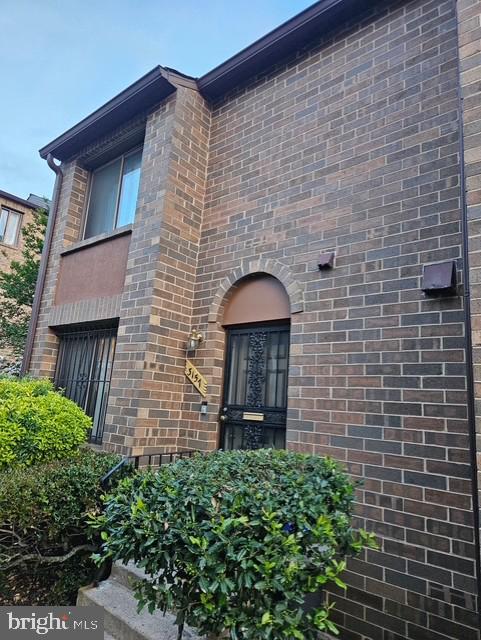 3157 APPLE RD NE #5, WASHINGTON, District Of Columbia 20018, 3 Bedrooms Bedrooms, ,2 BathroomsBathrooms,Residential,For sale,3157 APPLE RD NE #5,DCDC2200630 MLS # DCDC2200630