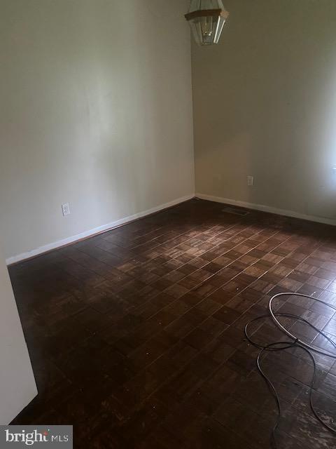 3157 APPLE RD NE #5, WASHINGTON, District Of Columbia 20018, 3 Bedrooms Bedrooms, ,2 BathroomsBathrooms,Residential,For sale,3157 APPLE RD NE #5,DCDC2200630 MLS # DCDC2200630