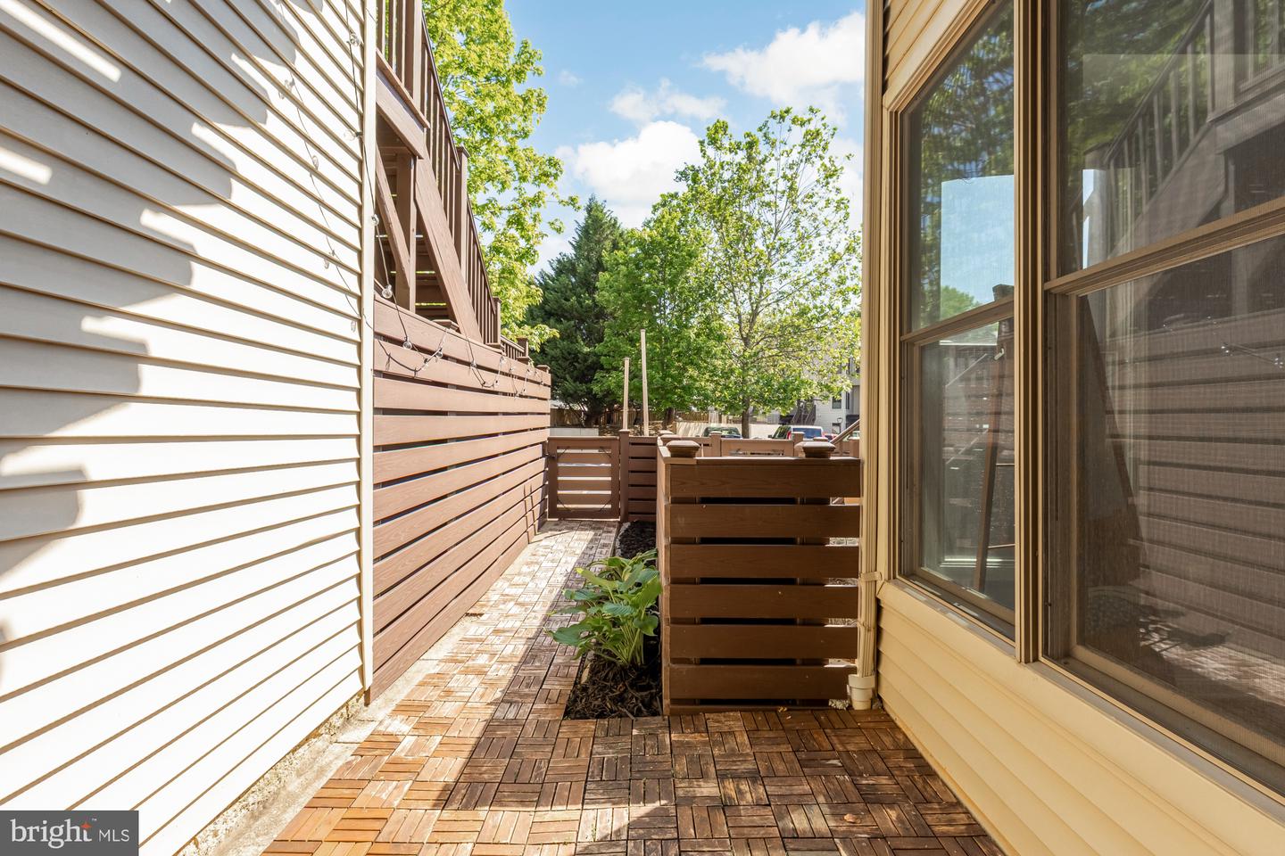 266 KENTUCKY AVE SE #B, WASHINGTON, District Of Columbia 20003, 2 Bedrooms Bedrooms, ,2 BathroomsBathrooms,Residential,For sale,266 KENTUCKY AVE SE #B,DCDC2200640 MLS # DCDC2200640